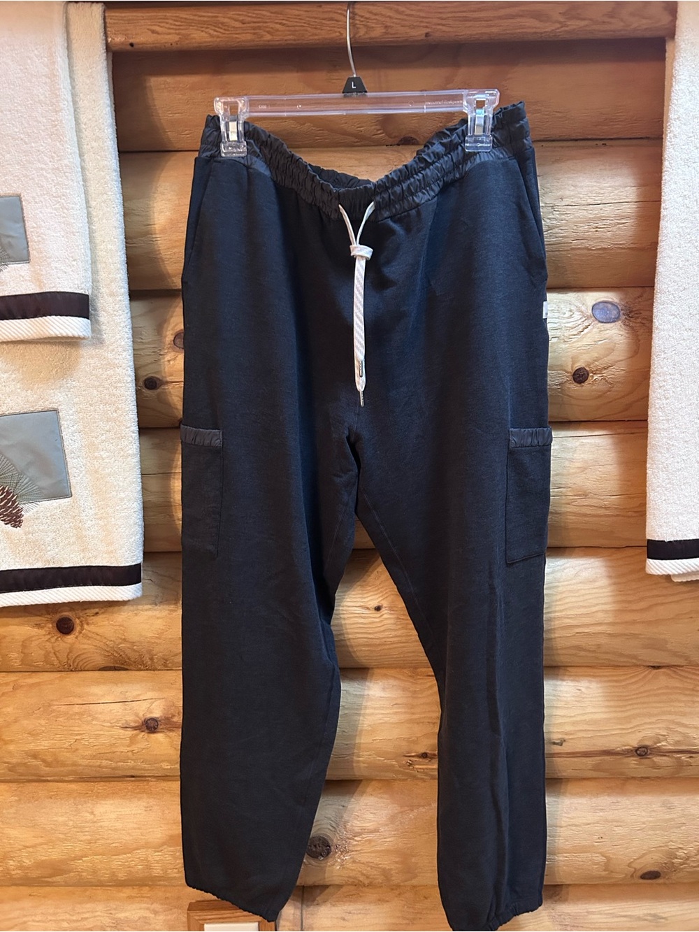 Vuori Cargo Joggers